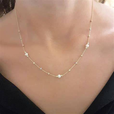 Women's Necklaces 